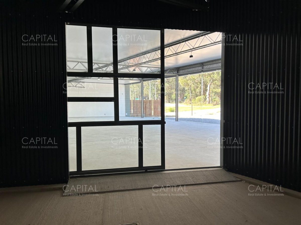 Local Comercial ID.40723 - Alquiler local sobre avenida Leandro Gómez. Maldonado