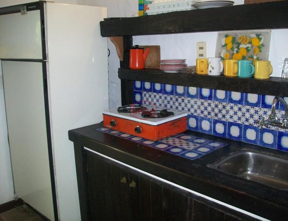 Casa ID.165190/Vende-casa-de-3-dormitorios-en-Pinares,-Punta-del-Este- - Hermosa casa quinta compuesta de 3 construcciones, Casa de Huéspedes