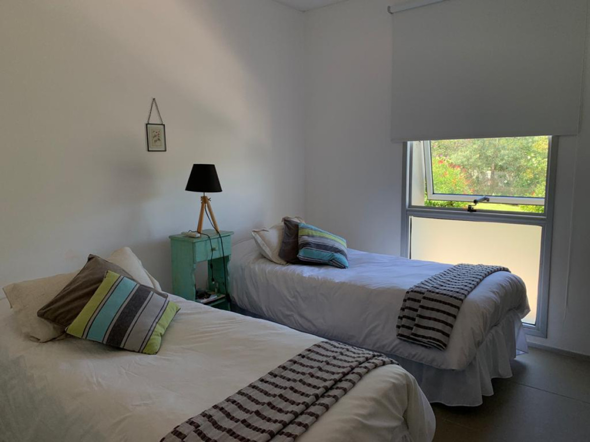 Apartamento ID.4929 - Lindo apartamento en edificio Rinconada del Mar, Punta Ballena
