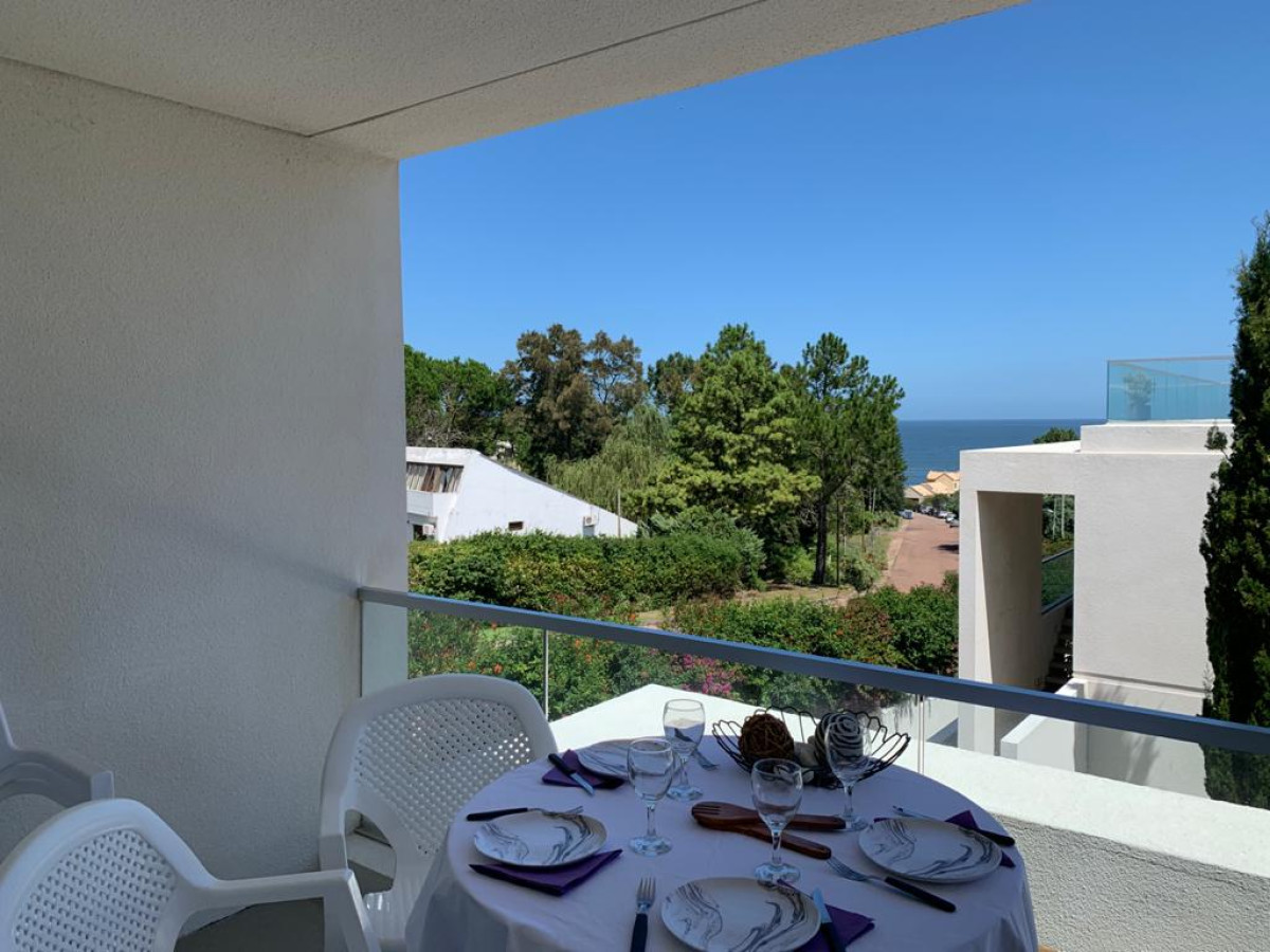 Apartamento ID.4929 - Lindo apartamento en edificio Rinconada del Mar, Punta Ballena