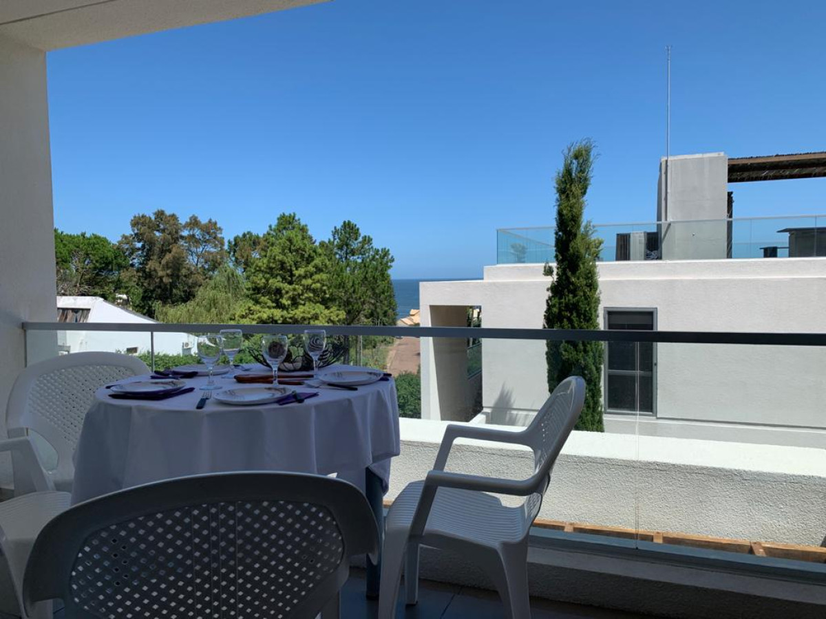 Apartamento ID.4929 - Lindo apartamento en edificio Rinconada del Mar, Punta Ballena