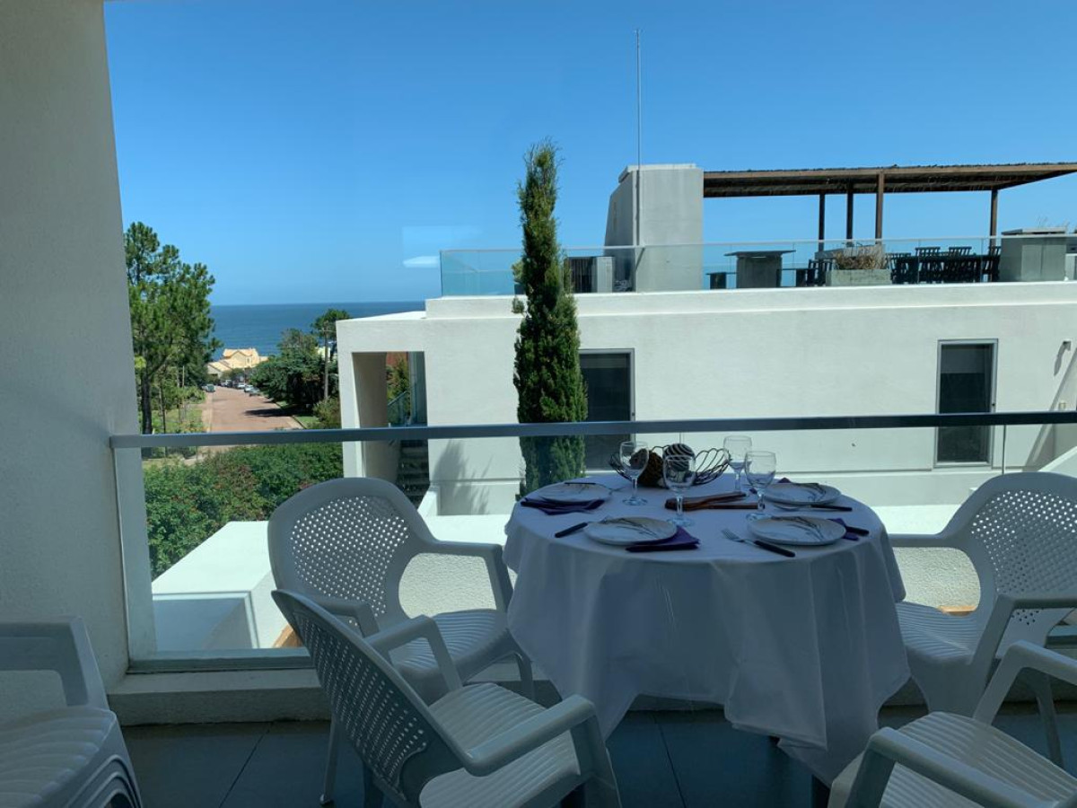 Apartamento ID.4929 - Lindo apartamento en edificio Rinconada del Mar, Punta Ballena