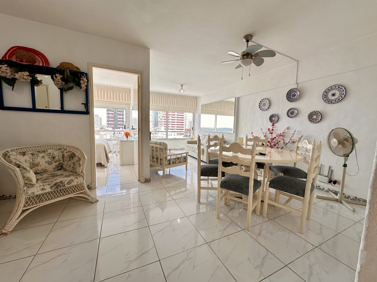Apartamento ID.6816 - Venta apartamento en Punta del Éste 