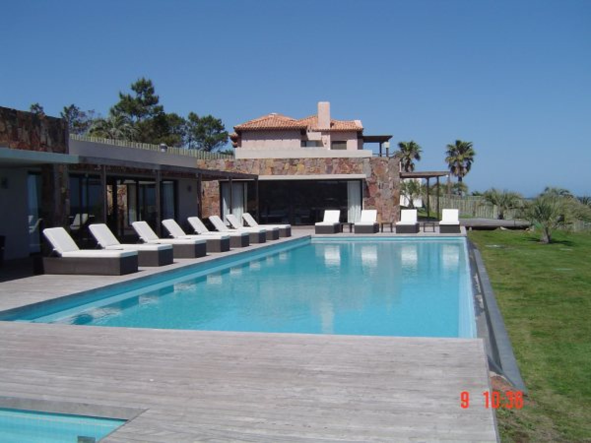 Apartamento ID.769 - Hermoso apartamento en venta y alquiler, Punta Ballena 