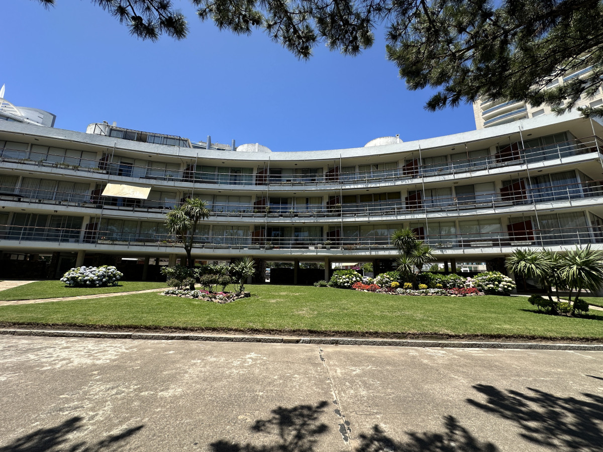 Apartamento ID.6032 - Venta y Alquiler apartamento 