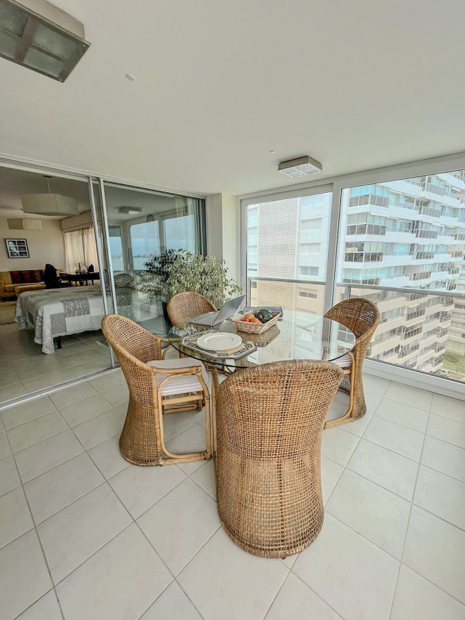 Apartamento ID.6788 - Venta apartamento en Punta del Este 