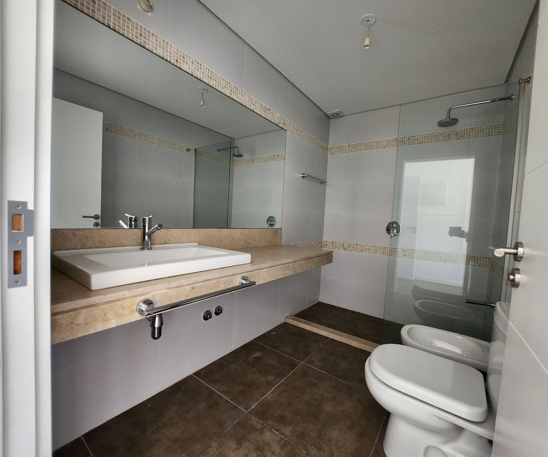 Apartamento ID.6093 - Venta apartamento en Punta B
