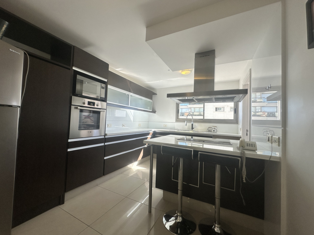 Apartamento ID.7025 - Venta apartamento en Punta del Este 