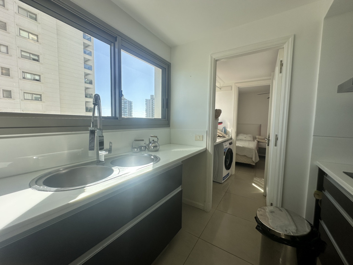Apartamento ID.7025 - Venta apartamento en Punta del Este 