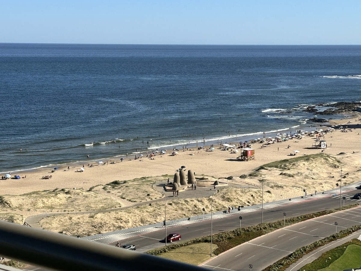 Apartamento ID.7026 - Venta apartamento en Punta del este 
