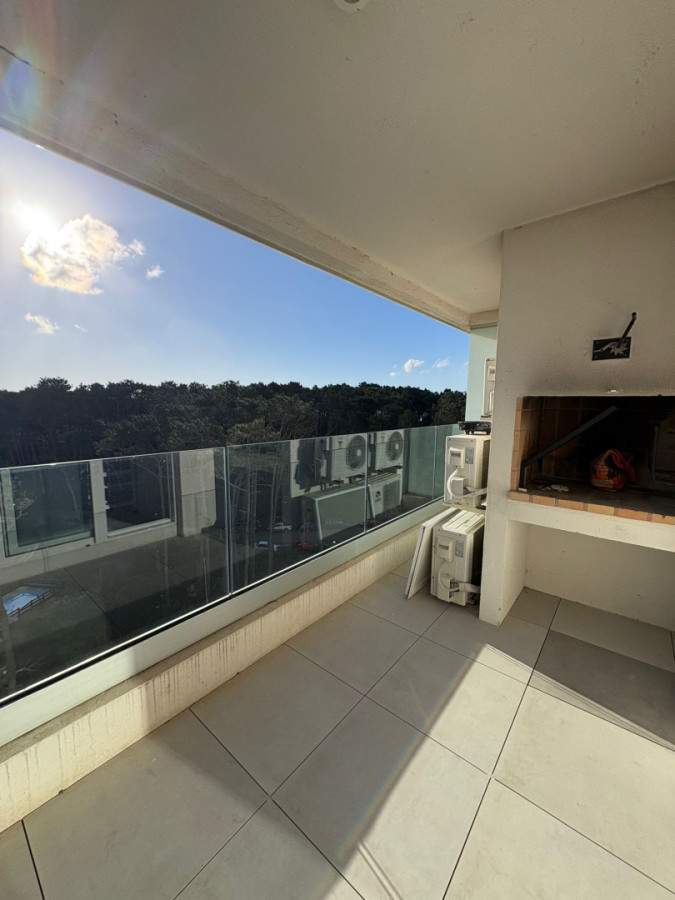 Apartamento ID.7231 - Venta apartamento playa mansa Punta del Este. Laguna del Diario 