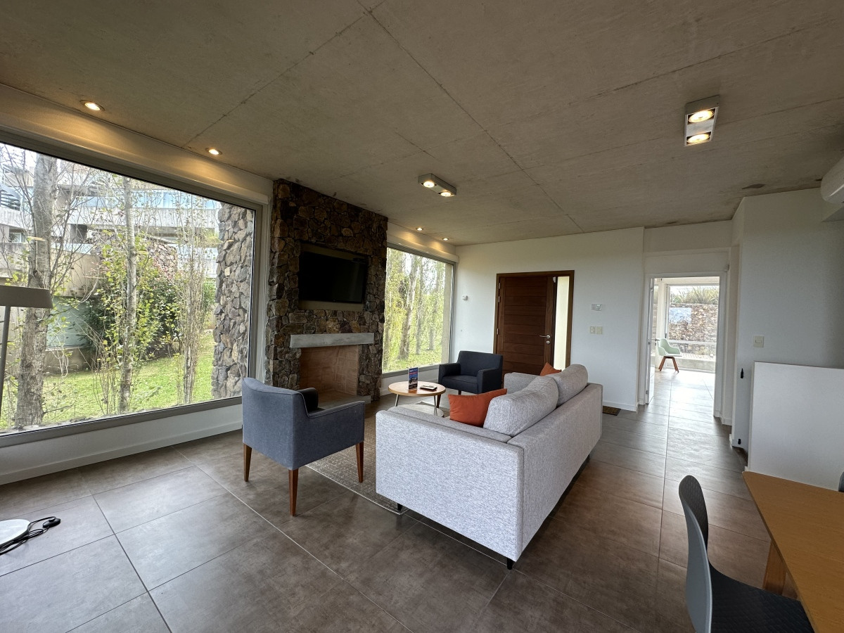 Apartamento ID.6481 - Venta de excelente apartamento en Punta Ballena 