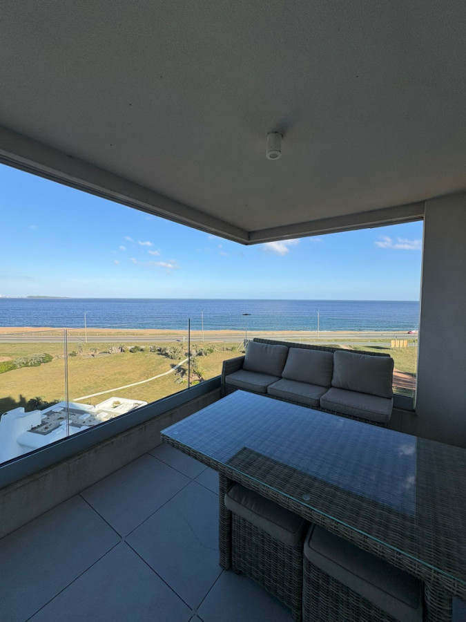 Apartamento ID.7231 - Venta apartamento playa mansa Punta del Este. Laguna del Diario 