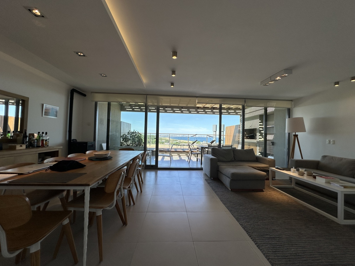 Apartamento ID.6472 - Venta apartamento en Punta Ballena con excelente vista al mar 