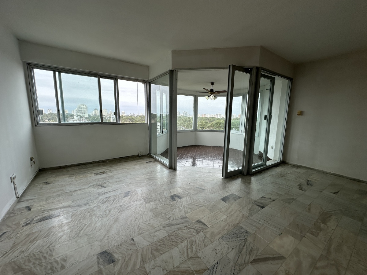 Apartamento ID.6550 - Apartamento en Punta del Este, Cantegril