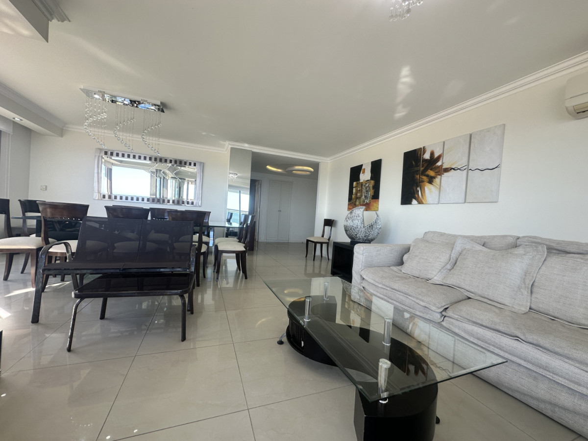 Apartamento ID.7026 - Venta apartamento en Punta del este 