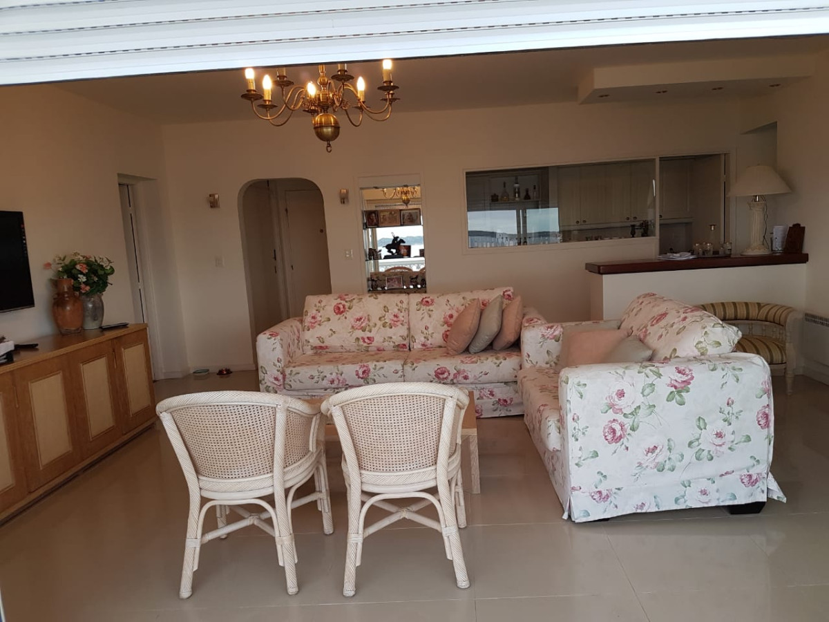 Apartamento ID.630 - Apartamento en Mansa, muy buena vista panorámica 