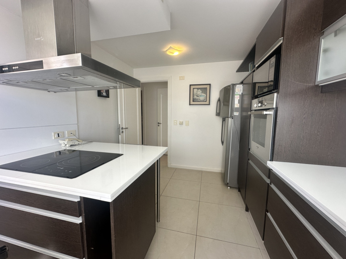 Apartamento ID.7025 - Venta apartamento en Punta del Este 