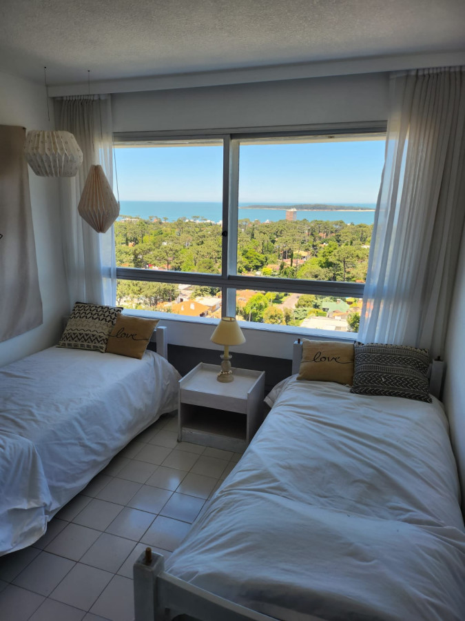 Apartamento ID.6056 - Alquiler apartamento 3 dormitorios, Punta del Este 