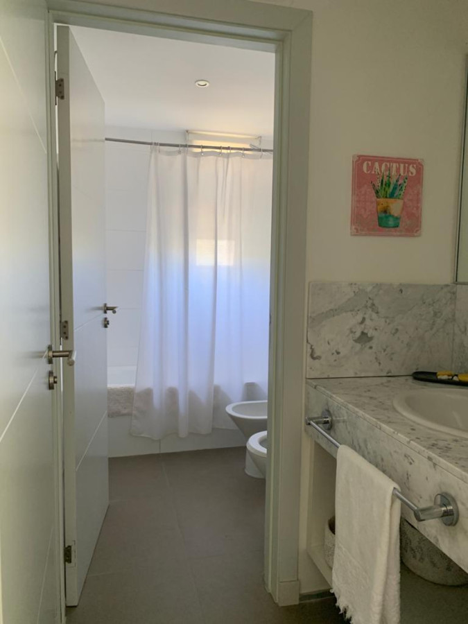Apartamento ID.4929 - Lindo apartamento en edificio Rinconada del Mar, Punta Ballena