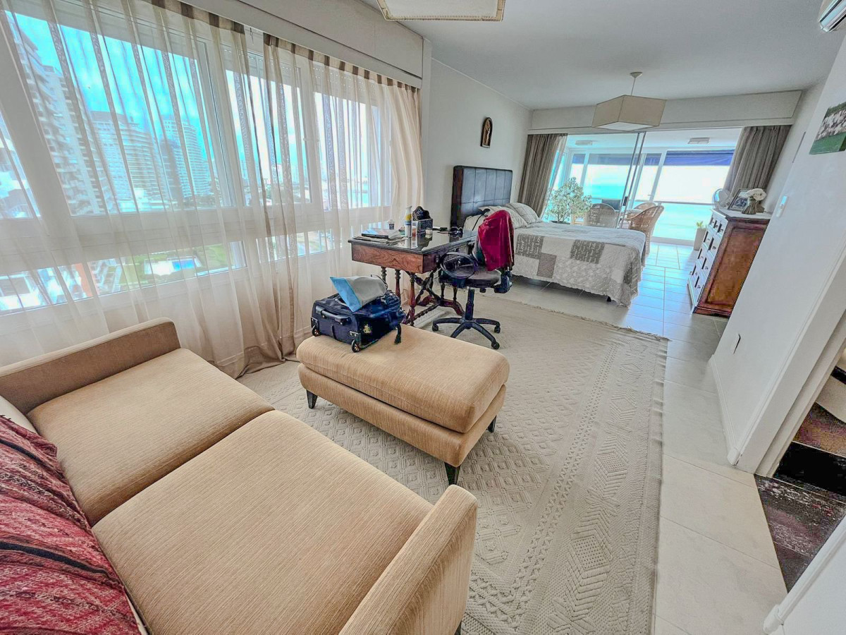 Apartamento ID.6788 - Venta apartamento en Punta del Este 
