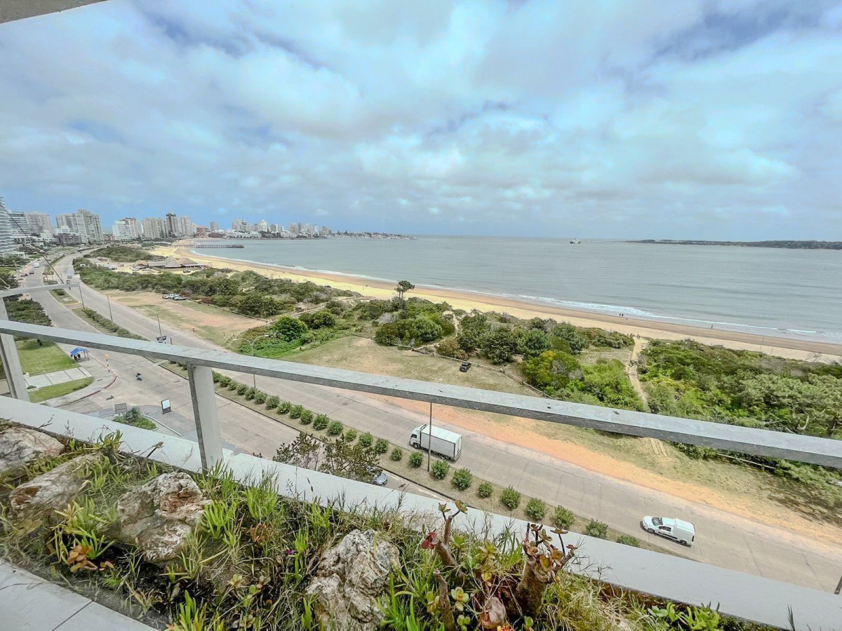 Apartamento ID.6788 - Venta apartamento en Punta del Este 