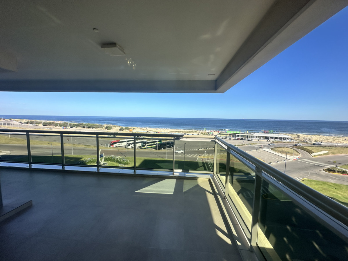 Apartamento ID.7025 - Venta apartamento en Punta del Este 