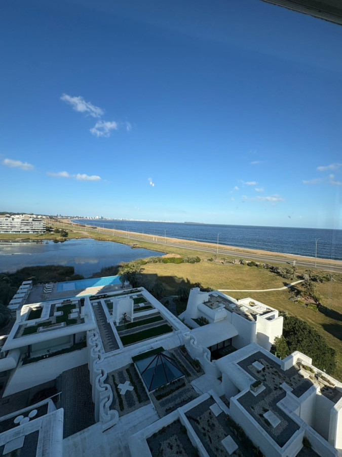 Apartamento ID.7231 - Venta apartamento playa mansa Punta del Este. Laguna del Diario 