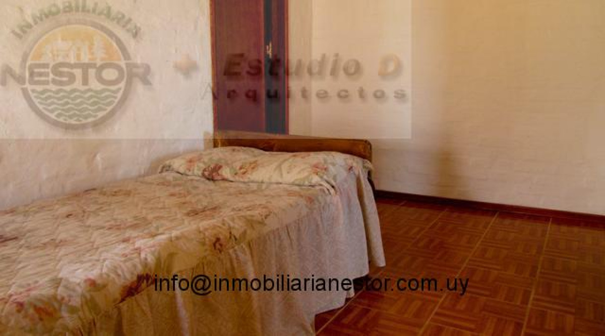 Casa ID.191 - Cómodo, funcional, amplia unidad duplex a una cuadra de la playa