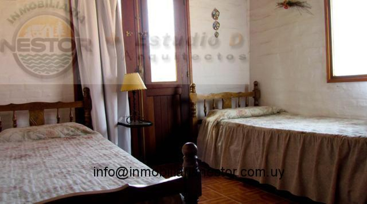 Casa ID.191 - Cómodo, funcional, amplia unidad duplex a una cuadra de la playa