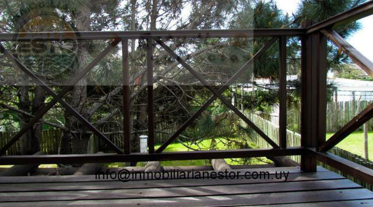Casa ID.191 - Cómodo, funcional, amplia unidad duplex a una cuadra de la playa