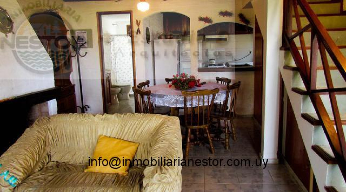 Casa ID.191 - Cómodo, funcional, amplia unidad duplex a una cuadra de la playa