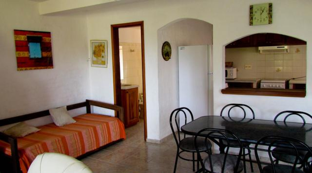 Casa ID.42 - DUPLEX EN TIO TOM A 1/2 CUADRA DE LA PLAYA, 2 DORMITORIOS