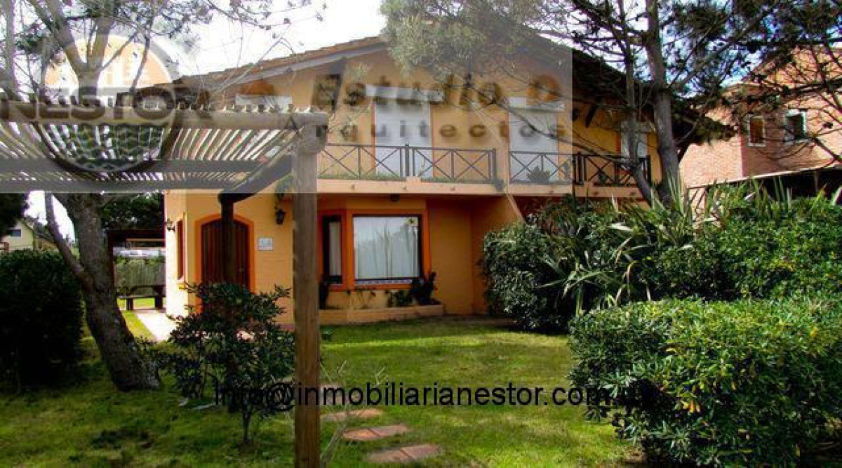 Casa ID.43 - COMODIDAD Y FUNCIONALIDAD EN ESTE COMPLETO DUPLEX EN TIO TOM