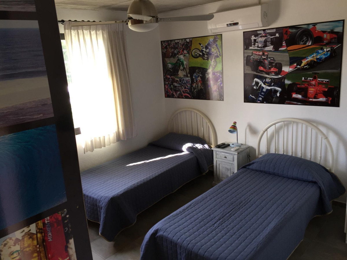 Casa ID.569 - IMPORTANTE Y MODERNA RESIDENCIA  EN SOLANAS