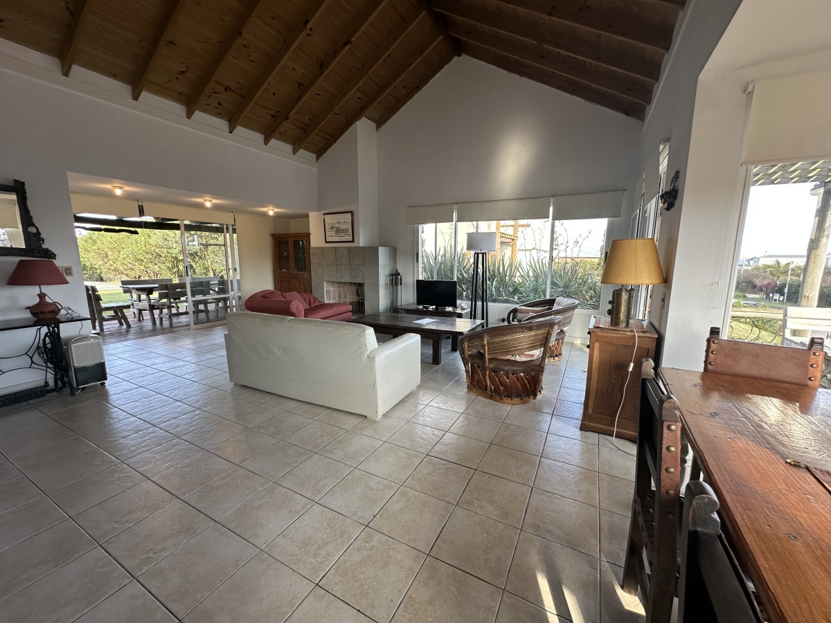 Casa ID.306 - Linda casa en venta zona Tio Tom Punta ballena, vista al mar