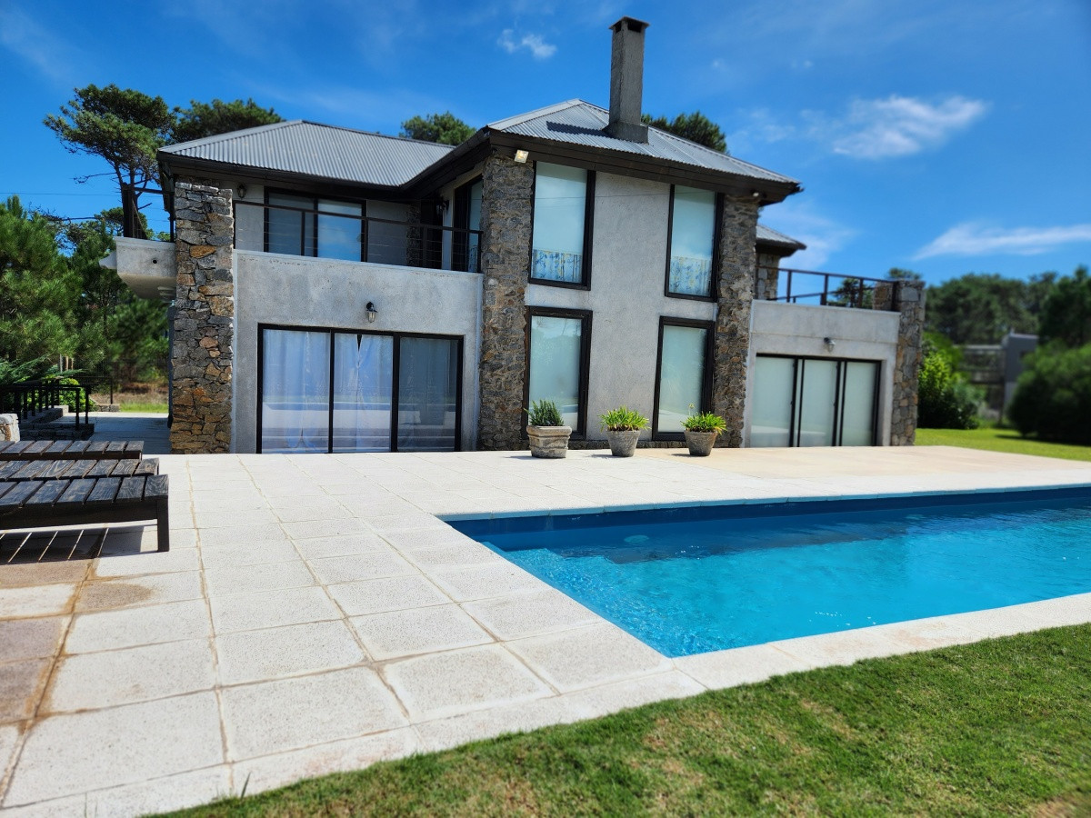 Casa ID.5189 - Casa en venta zona Chihuahua - Punta Ballena