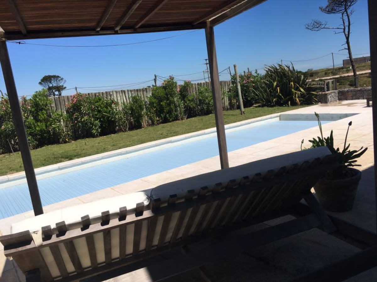 Casa ID.5189 - Casa en venta zona Chihuahua - Punta Ballena