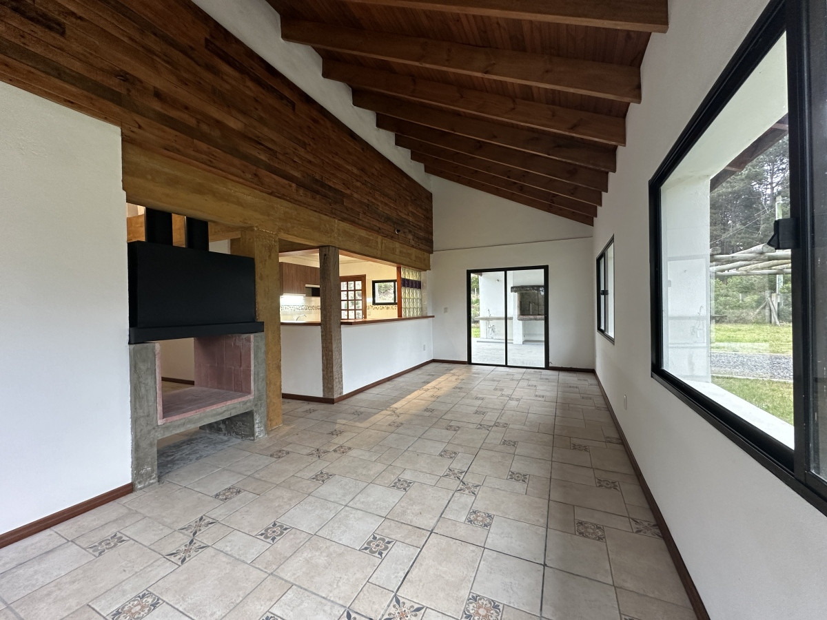 Casa ID.6624 - Venta casa en Club del lago, Punta Ballena 