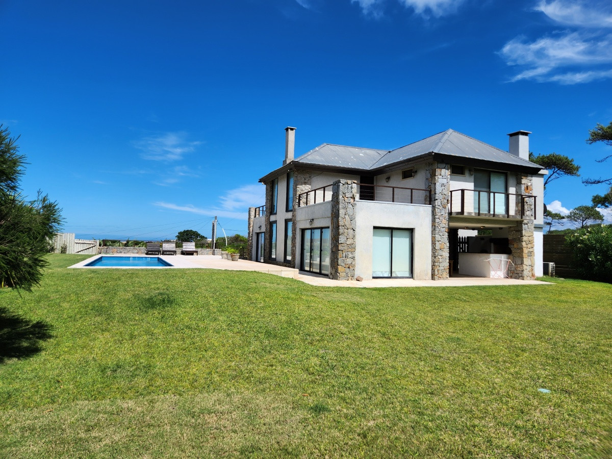 Casa ID.5189 - Casa en venta zona Chihuahua - Punta Ballena