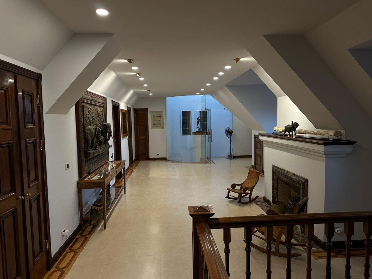 Casa ID.6679 - Vendemos casa primera línea al mar, playa mansa Punta del Este 