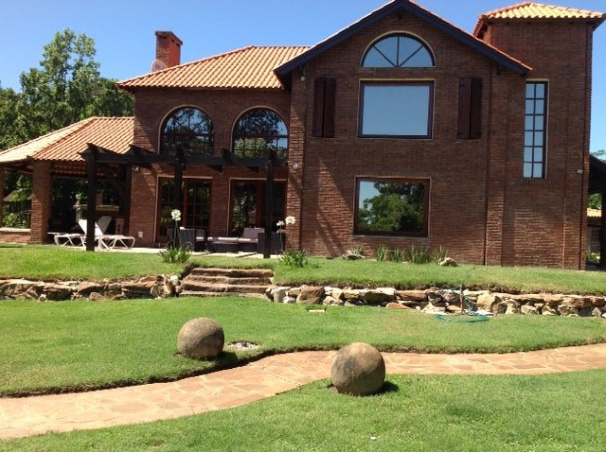 Casa ID.5860 - Venta Casa en Laguna del Diario 