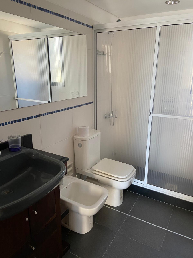 Casa ID.569 - IMPORTANTE Y MODERNA RESIDENCIA  EN SOLANAS