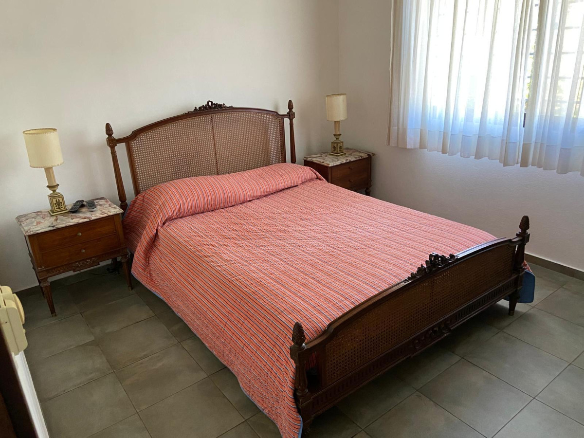 Casa ID.569 - IMPORTANTE Y MODERNA RESIDENCIA  EN SOLANAS