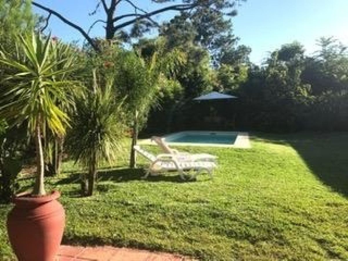 Casa ID.217 - Muy linda casa en Tio Tom a 4 cuadras de la playa