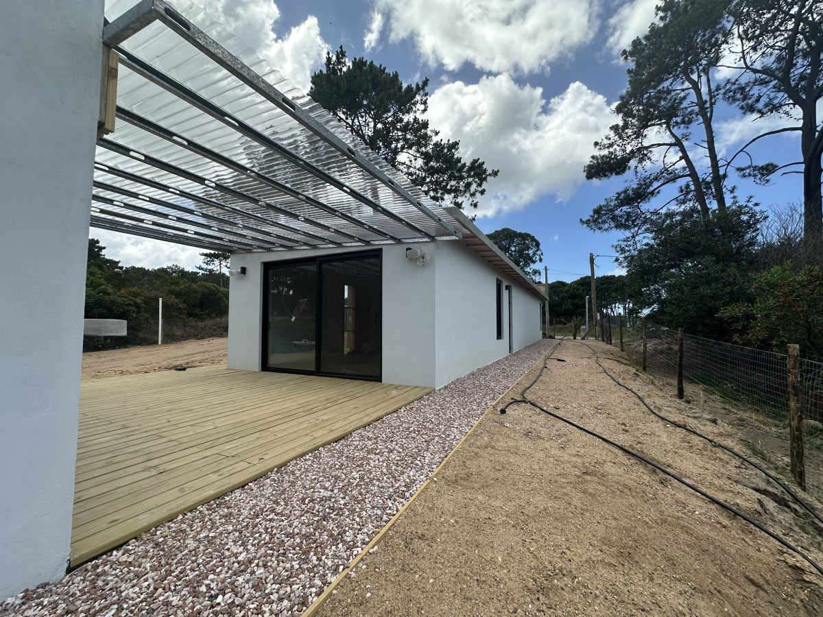 Casa ID.6650 - Venta casa a estrenar en barrio Club del lago Punta Ballena 