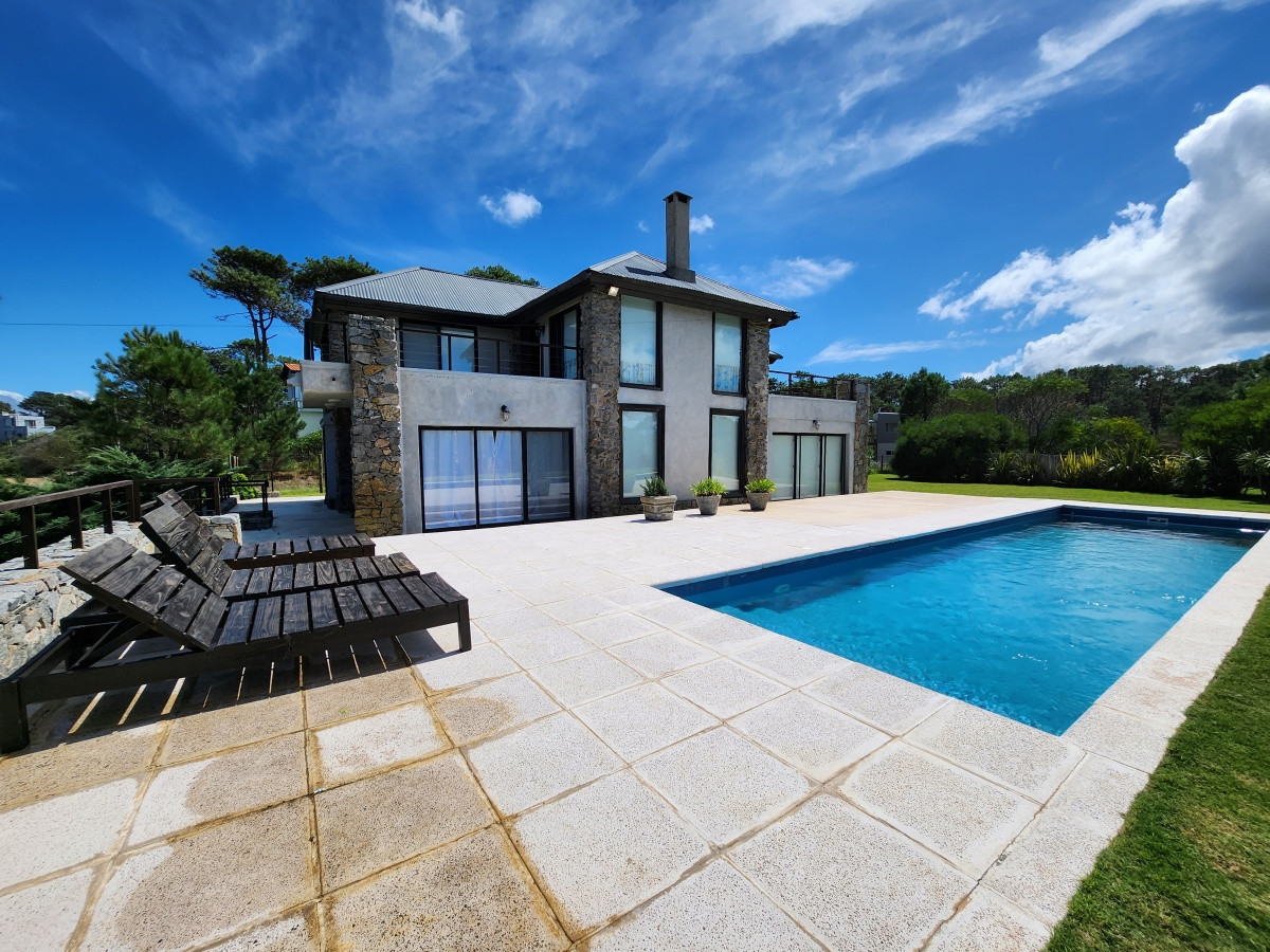 Casa ID.5189 - Casa en venta zona Chihuahua - Punta Ballena