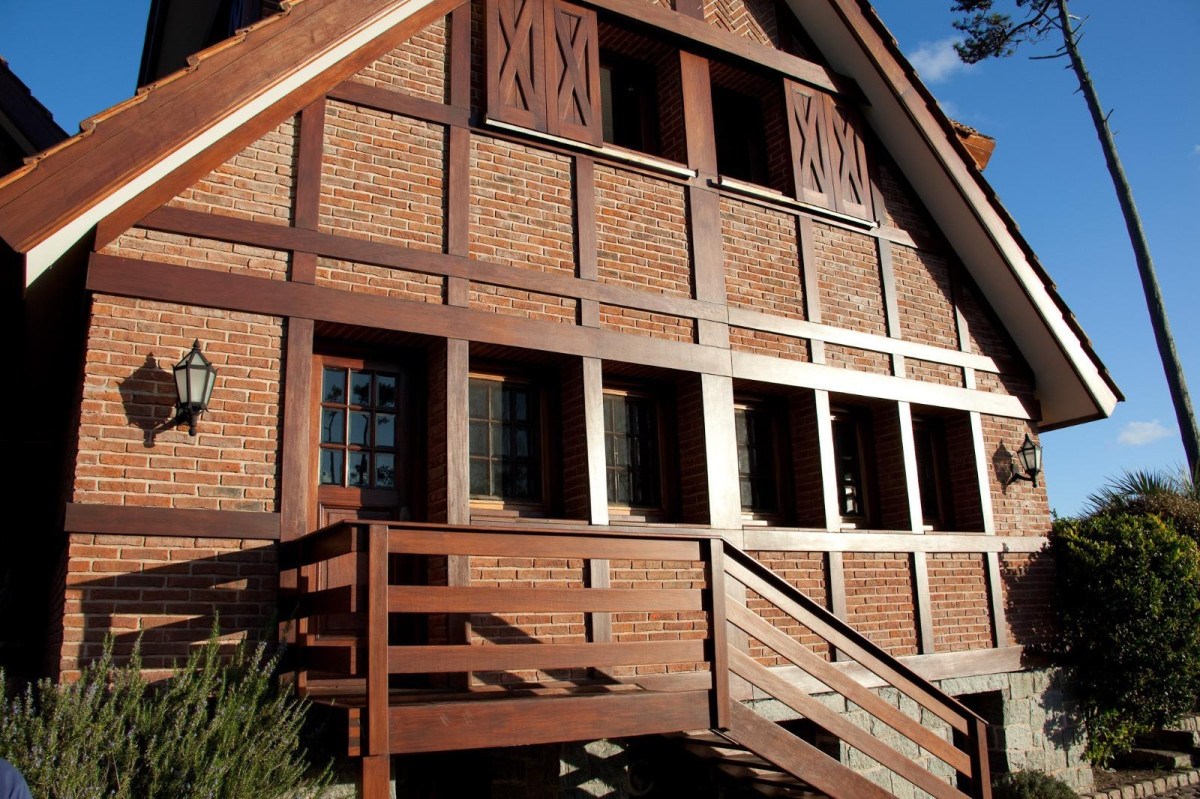 Casa ID.6679 - Vendemos casa primera línea al mar, playa mansa Punta del Este 