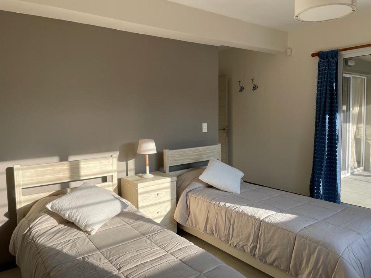 Casa ID.14 - Venta casa con vista al mar. Punta Ballena 