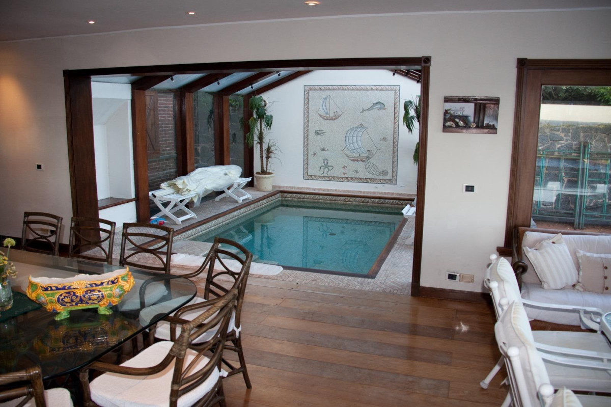 Casa ID.6679 - Vendemos casa primera línea al mar, playa mansa Punta del Este 